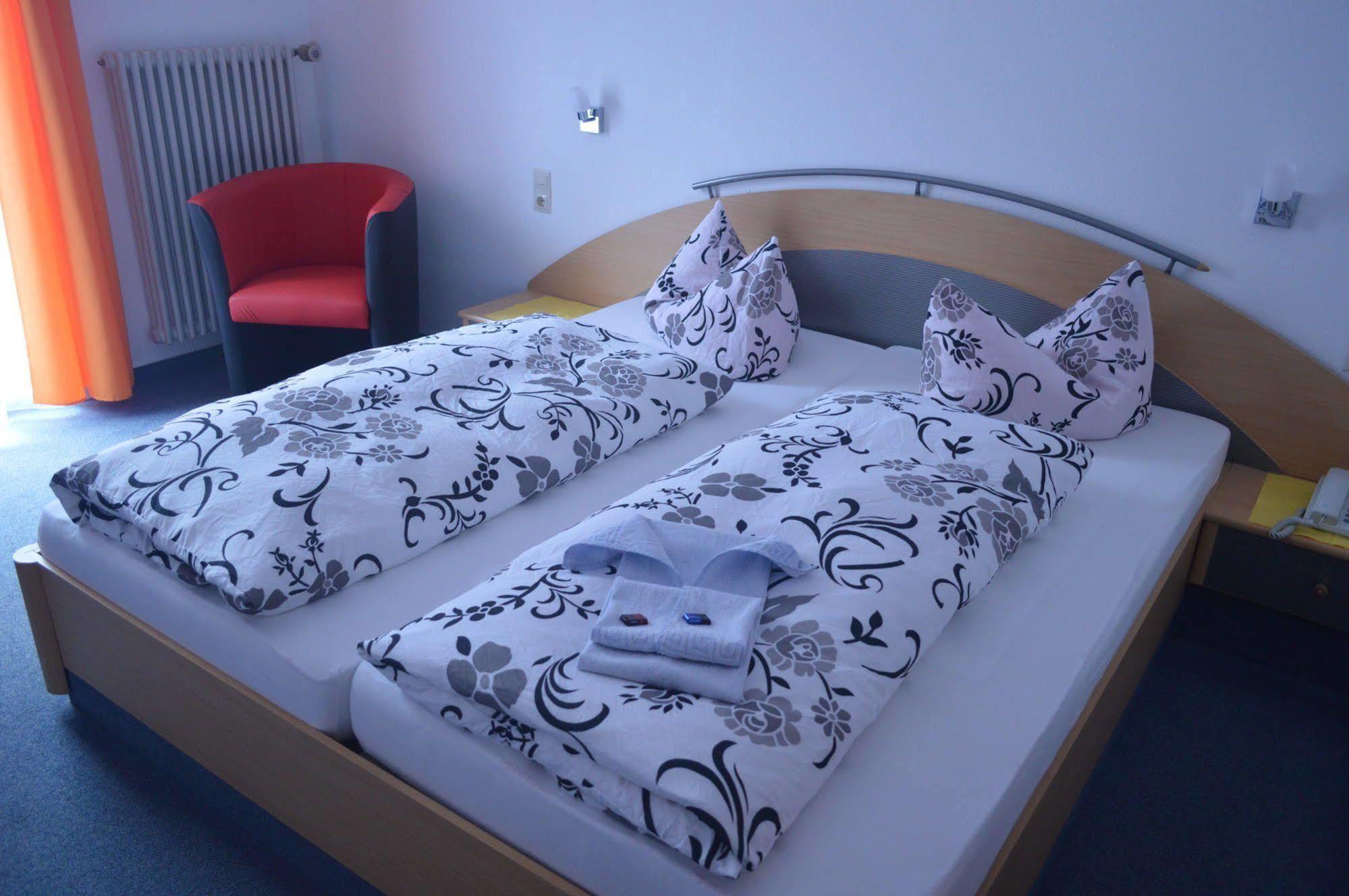 Garni Hotel Adler Post Baiersbronn Extérieur photo