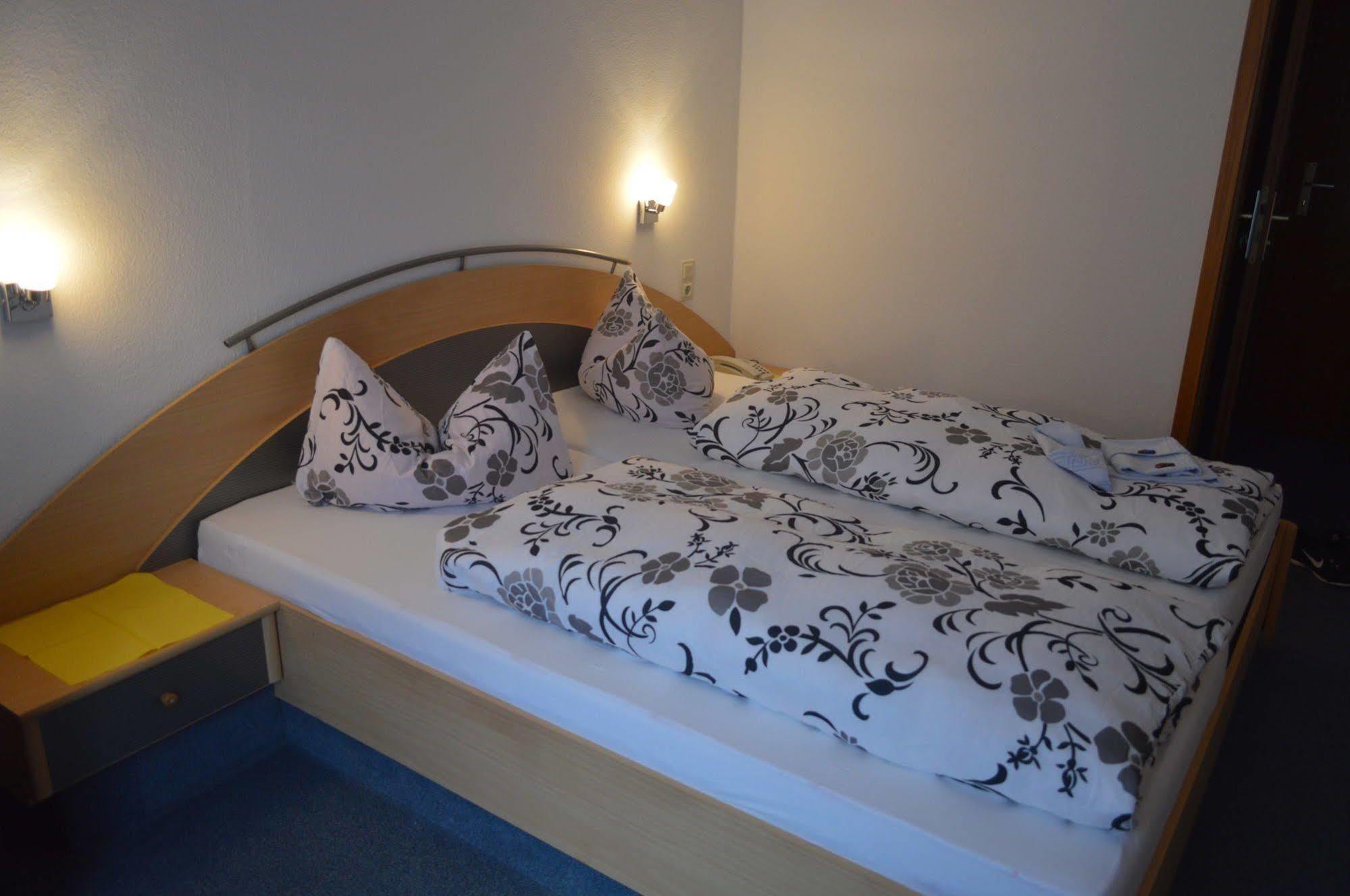 Garni Hotel Adler Post Baiersbronn Extérieur photo